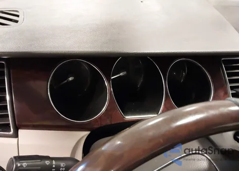 2011 Ford Taurus Limited z USA, uszkodzony, nr VIN 1FAHP2FW5BG110614